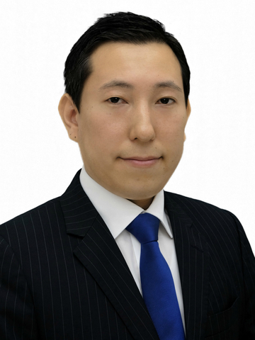 講師